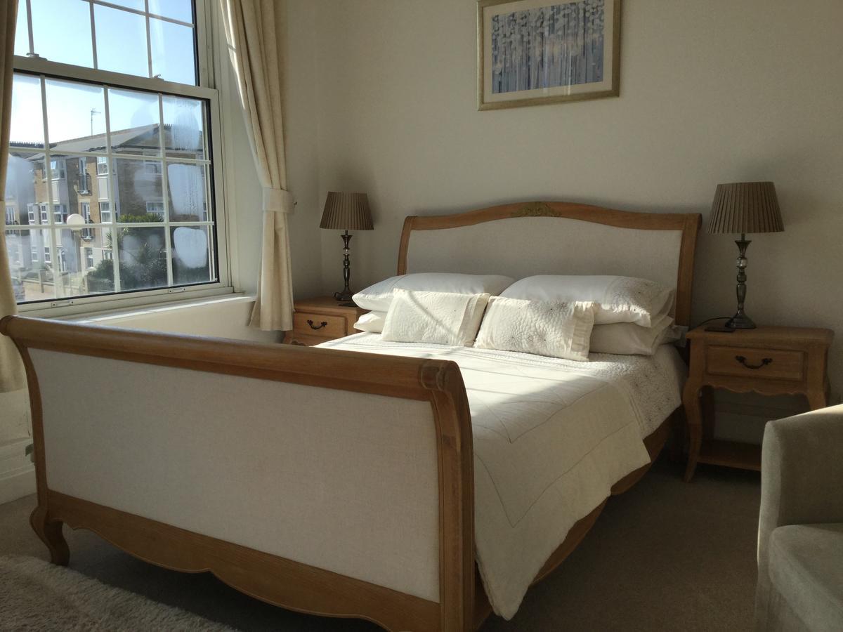 The Wellington Bed & Breakfast Seaford Exterior photo
